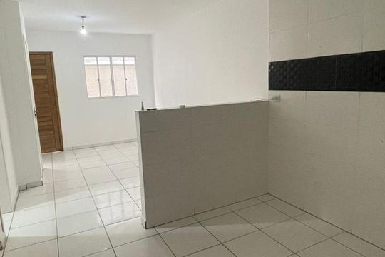 Sala de casa à venda com 2 quartos, 101m² em Burgo Paulista, São Paulo
