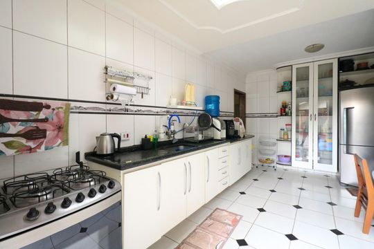 Cozinha de casa à venda com 20 quartos, 700m² em Eldorado, Diadema