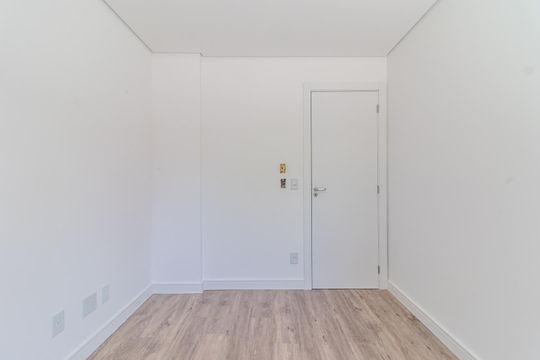 Apartamento à venda com 2 quartos, 123m² em Passo d’Areia, Porto Alegre