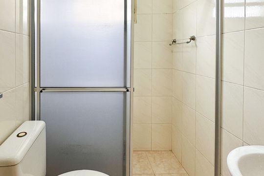 Banheiro Social de apartamento para alugar com 2 quartos, 49m² em Vila Jordanopolis, São Bernardo do Campo