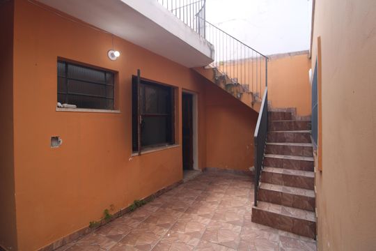 Casa para alugar com 3 quartos, 250m² em Vila Santana, São Paulo