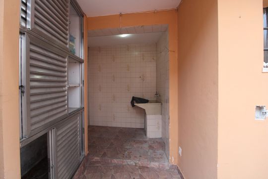 Casa para alugar com 3 quartos, 250m² em Vila Santana, São Paulo