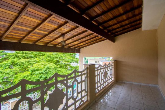 Varanda do quarto 1 de casa à venda com 5 quartos, 350m² em Parque Marajoara, Santo André