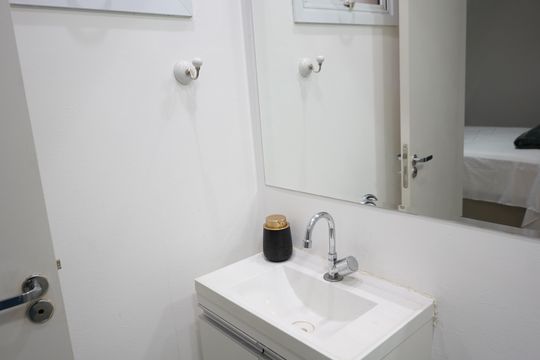Banheiro de kitnet/studio à venda com 1 quarto, 31m² em Brás, São Paulo