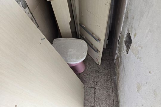 Banheiro de Serviço de casa à venda com 3 quartos, 187m² em Vila Bom Lar, Guarulhos