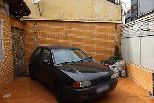 Garagem  de casa à venda com 3 quartos, 187m² em Vila Bom Lar, Guarulhos