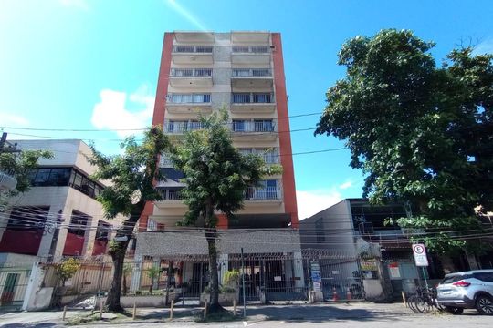 Fachada de apartamento à venda com 2 quartos, 77m² em Taquara, Rio de Janeiro