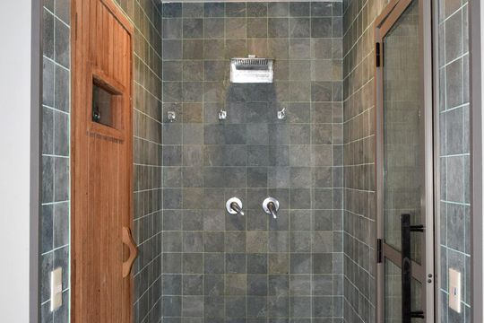 Ducha saunas de apartamento para alugar com 1 quarto, 44m² em Jardins, São Paulo