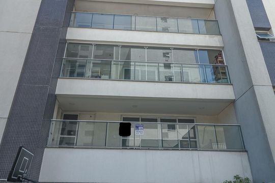 Fachada de apartamento à venda com 3 quartos, 127m² em Jardim do Salso, Porto Alegre