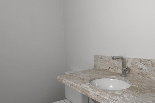 Lavabo de apartamento à venda com 3 quartos, 127m² em Jardim do Salso, Porto Alegre