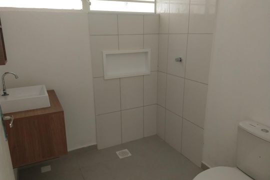 Casa à venda com 3 quartos, 169m² em Vila Carminha, Campinas