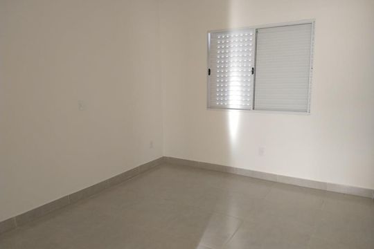 Casa à venda com 3 quartos, 169m² em Vila Carminha, Campinas