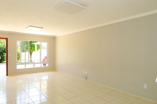 Sala de casa de condomínio à venda com 3 quartos, 104m² em Itaquera, São Paulo