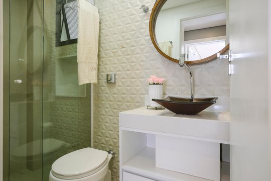 Banheiro social de apartamento à venda com 2 quartos, 74m² em Santa Paula, São Caetano do Sul