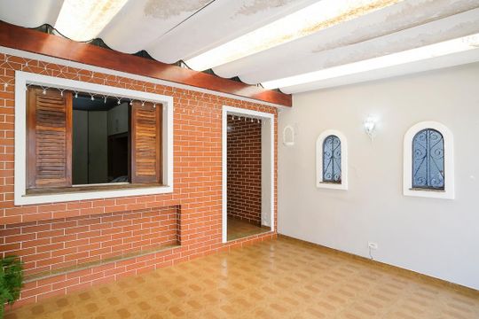Garagem de casa à venda com 2 quartos, 129m² em Vila Antonieta, São Bernardo do Campo