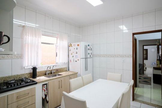 Cozinha de casa à venda com 2 quartos, 129m² em Vila Antonieta, São Bernardo do Campo