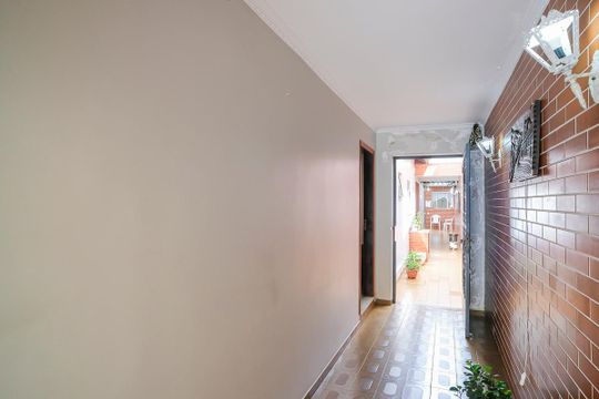Garagem de casa à venda com 2 quartos, 129m² em Vila Antonieta, São Bernardo do Campo