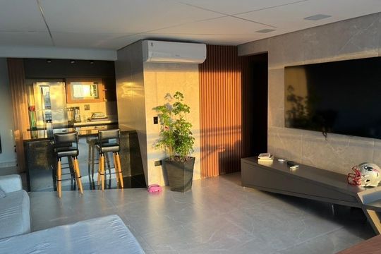 Sala de apartamento à venda com 2 quartos, 65m² em Vila Rosalia, Guarulhos