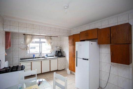 Cozinha Casa 3 de casa à venda com 5 quartos, 257m² em Taboão, Diadema