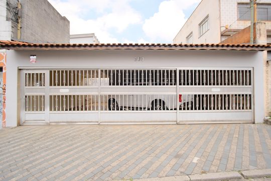 Fachada de casa à venda com 6 quartos, 280m² em Vila Carrão, São Paulo