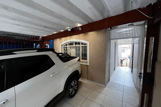 Garagem de casa à venda com 4 quartos, 200m² em Vila Nova Cachoeirinha, São Paulo