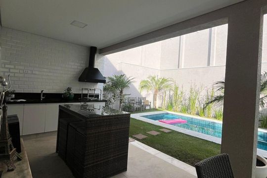 Casa à venda com 4 quartos, 438m² em Colinas da Anhanguera, Santana de Parnaíba