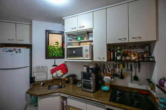 Cozinha de apartamento para alugar com 1 quarto, 72m² em Jardim Ampliacao, São Paulo