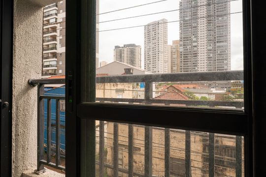 Sacada de apartamento para alugar com 2 quartos, 33m² em Vila Nair, São Paulo
