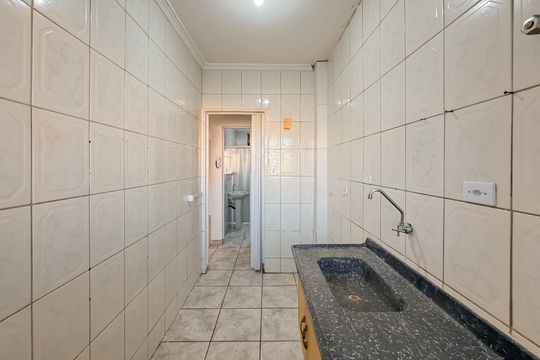 Cozinha de apartamento à venda com 1 quarto, 46m² em Liberdade, São Paulo