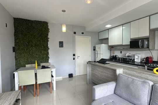 Sala de apartamento para alugar com 1 quarto, 44m² em Melville Empresarial Ii, Barueri