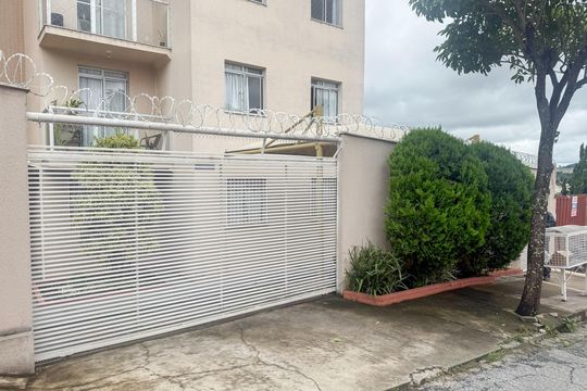 Fachada de apartamento à venda com 2 quartos, 60m² em Alvorada, Contagem