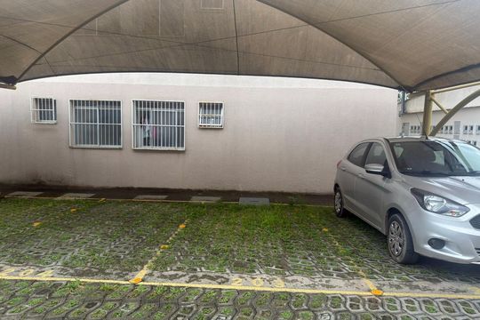 Garagem de apartamento à venda com 2 quartos, 60m² em Alvorada, Contagem