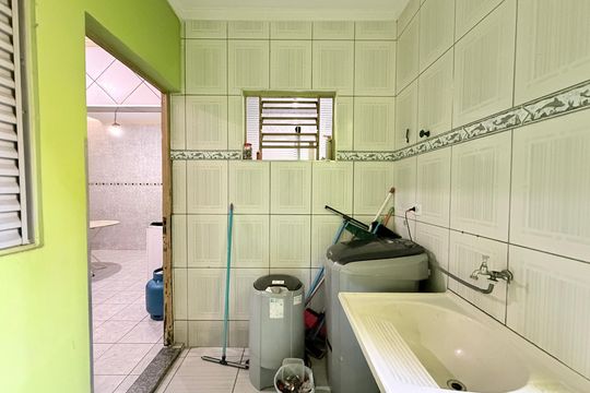Área de Serviço - casa 1 de casa à venda com 3 quartos, 175m² em Parque Residencial Jundiaí, Jundiaí