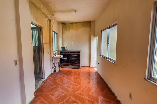 Área de Serviço de casa à venda com 3 quartos, 75m² em Olaria, Rio de Janeiro