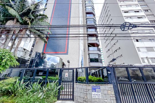 Fachada com Plaquinha de apartamento à venda com 4 quartos, 330m² em Vila Gomes Cardim, São Paulo
