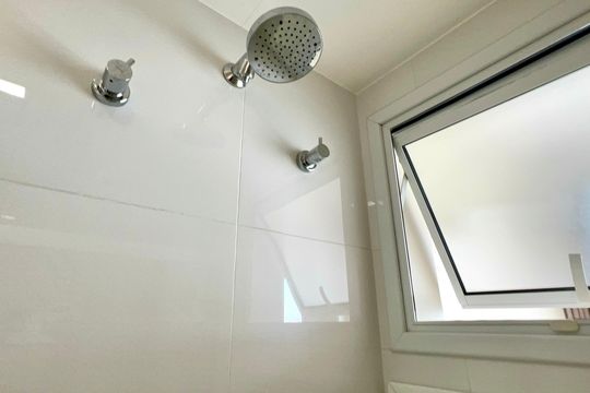 Banheiro da Suíte 1 de apartamento à venda com 2 quartos, 108m² em Pinheiros, São Paulo