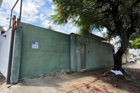 Fachada de casa à venda com 3 quartos, 225m² em Freguesia (jacarepaguá), Rio de Janeiro
