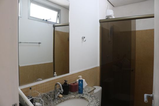 Banheiro de apartamento à venda com 1 quarto, 40m² em Perdizes, São Paulo