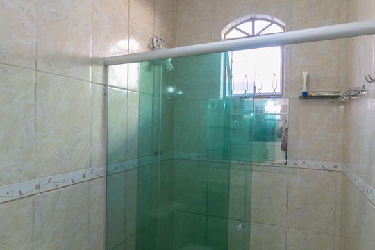 Banheiro da Suíte de casa à venda com 4 quartos, 360m² em Serrano, Belo Horizonte