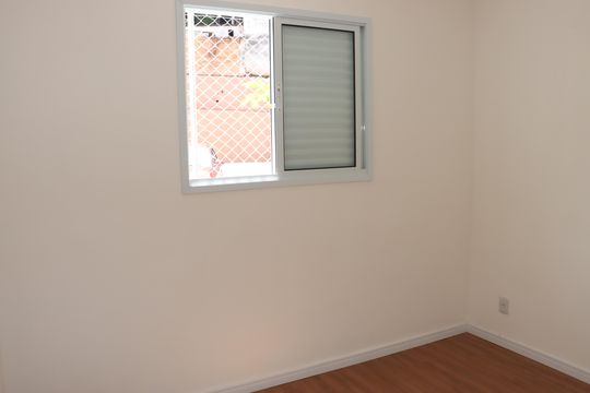Apartamento para alugar com 2 quartos, 52m² em Jardim Dom José, Embu das Artes