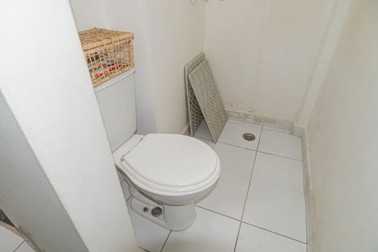 Banheiro de Serviço de casa para alugar com 3 quartos, 232m² em Morro dos Ingleses, São Paulo