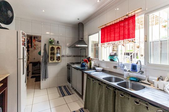 Cozinha de casa de condomínio à venda com 4 quartos, 200m² em Perdizes, São Paulo