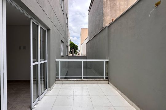 Quintal de apartamento à venda com 2 quartos, 51m² em Jardim Copacabana, São Bernardo do Campo