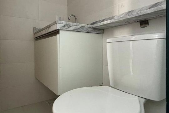 Banheiro Social  de apartamento à venda com 2 quartos, 48m² em Jardim Copacabana, São Bernardo do Campo