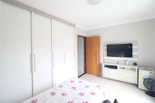 Quarto 1 de casa para alugar com 3 quartos, 164m² em Jardim Cidalia, São Paulo