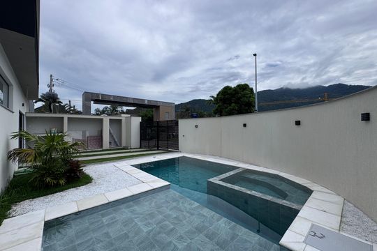 Área externa de apartamento à venda com 3 quartos, 240m² em Vargem Pequena, Rio de Janeiro