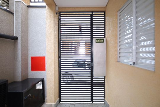 Área comum - Saguão do prédio - Portão de apartamento à venda com 2 quartos, 35m² em Vila Campanela, São Paulo