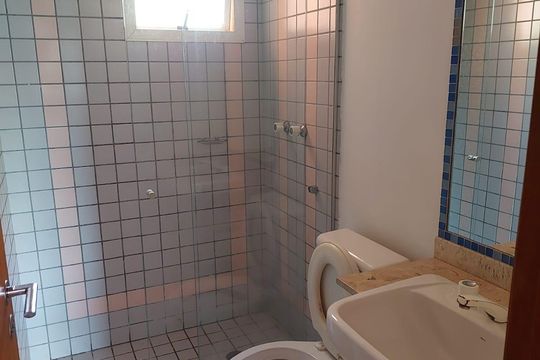 Banheiro de apartamento para alugar com 3 quartos, 100m² em Jardim Ampliacao, São Paulo