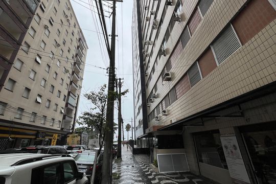 Vista da Rua de apartamento para alugar com 1 quarto, 40m² em Embaré, Santos