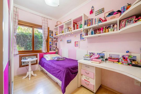 Quarto 2 de casa de condomínio à venda com 3 quartos, 175m² em Jardim Isabel, Porto Alegre